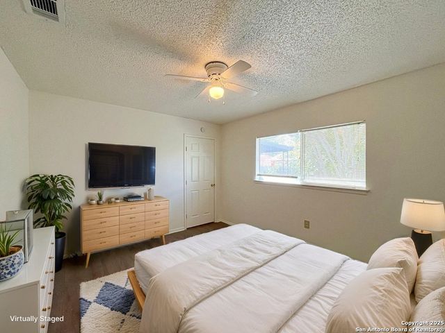 117 Meadow Way, Converse, TX 78109