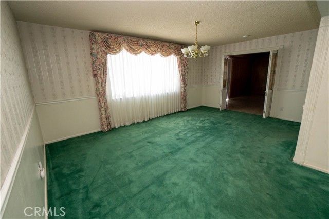 20783 Shawnee Road, Apple Valley, CA 92308