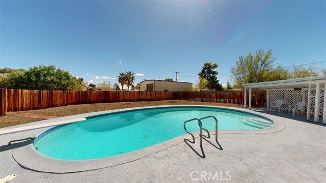 20783 Shawnee Road, Apple Valley, CA 92308