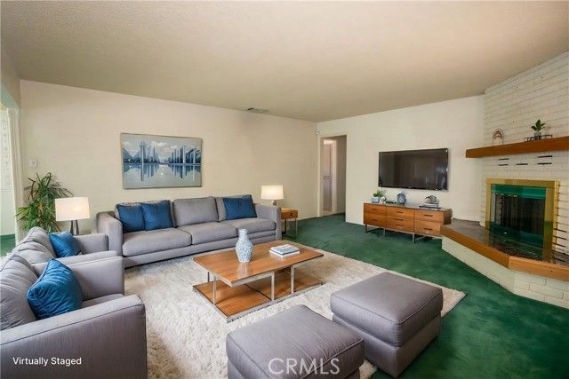 20783 Shawnee Road, Apple Valley, CA 92308