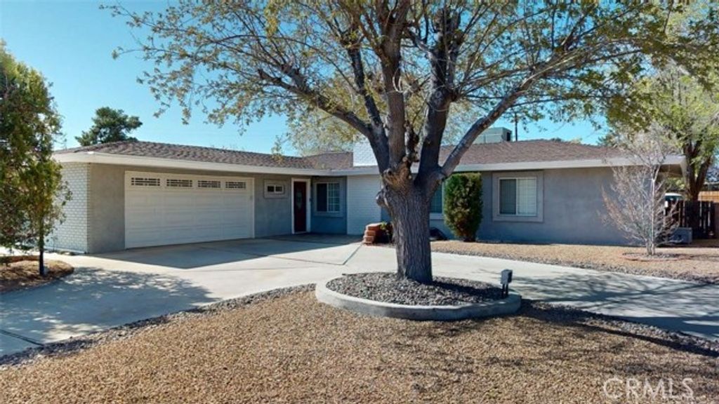 20783 Shawnee Road, Apple Valley, CA 92308
