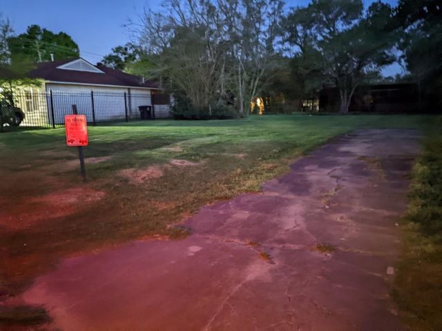 5774 Belneath Street, Houston, TX 77033