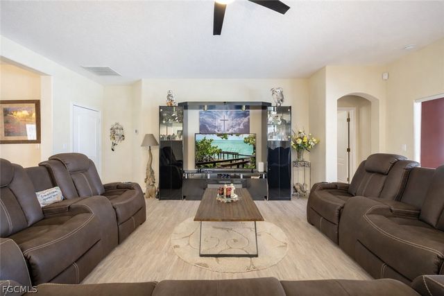 2415 NE 22nd AVE, Cape Coral, FL 33909