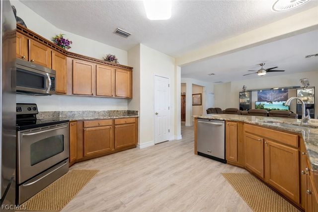 2415 NE 22nd AVE, Cape Coral, FL 33909