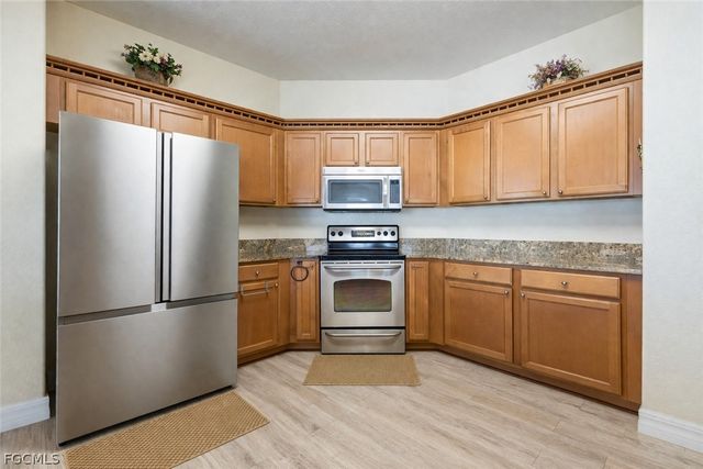 2415 NE 22nd AVE, Cape Coral, FL 33909