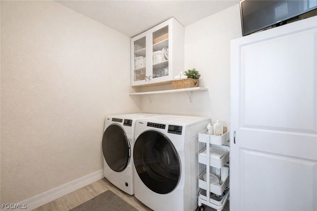 2415 NE 22nd AVE, Cape Coral, FL 33909