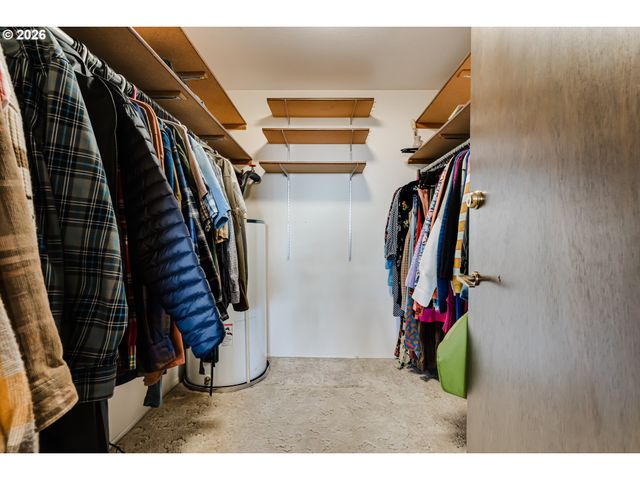 29433 HODSDONSDALE Ln, Eugene, OR 97402