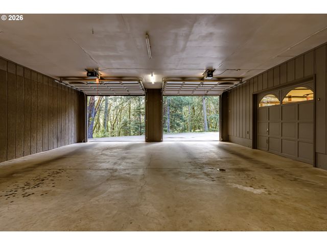 29433 HODSDONSDALE Ln, Eugene, OR 97402