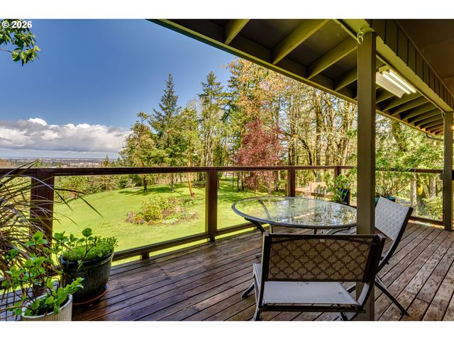 29433 HODSDONSDALE Ln, Eugene, OR 97402