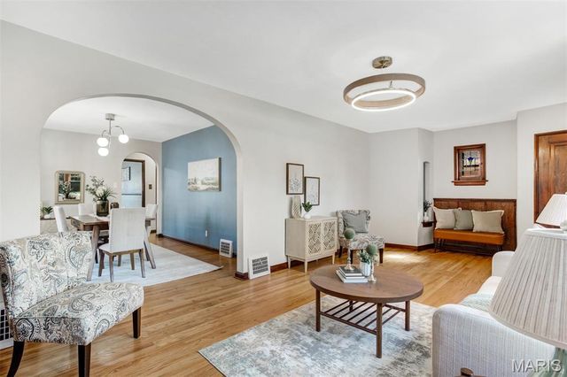 9018 Kathleen Avenue, Wilbur Park, MO 63123