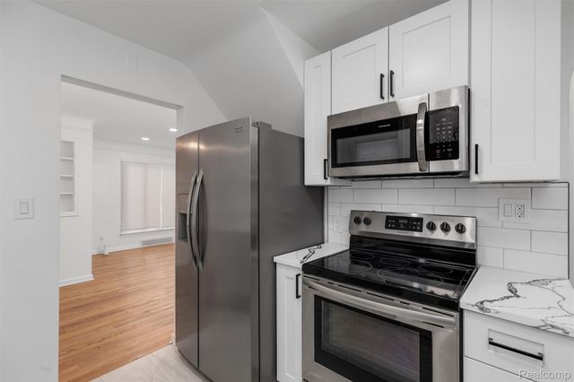 11314 Hazelton, Redford Charter Township, MI 48239