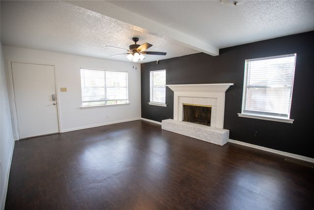 1900 Sutter Street C, Fort Worth, TX 76107
