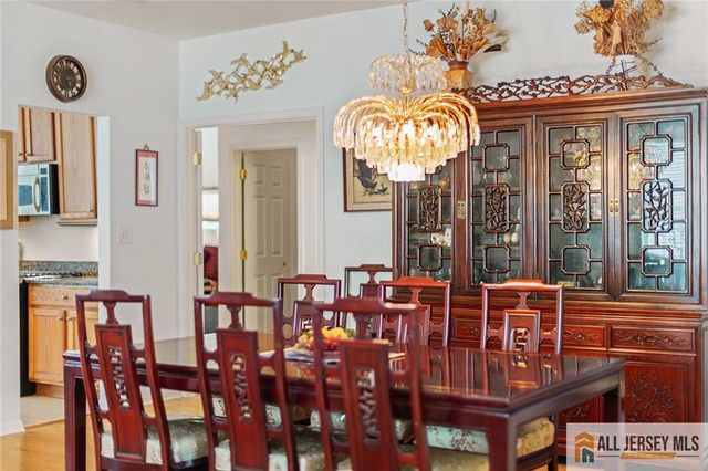 95 Crescent Way 95, Monroe, NJ 08831
