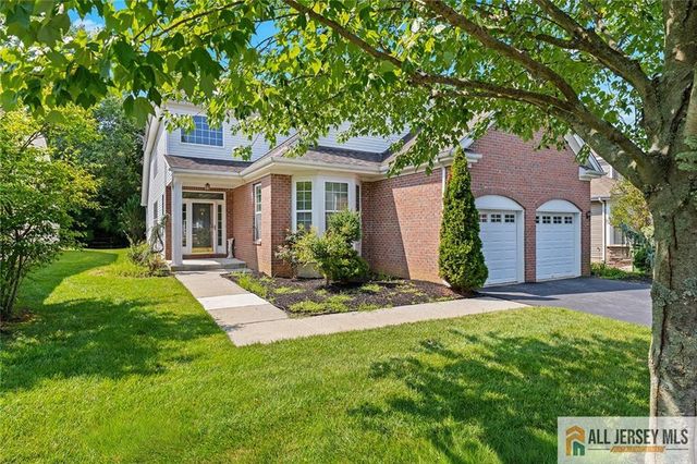 95 Crescent Way 95, Monroe, NJ 08831