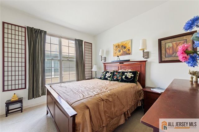 95 Crescent Way 95, Monroe, NJ 08831