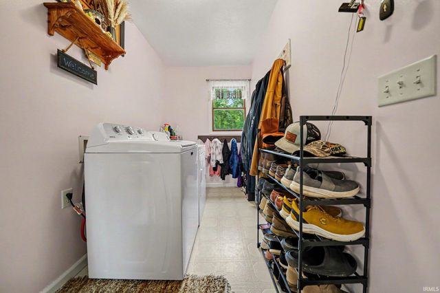 18400 County Road 42, Goshen, IN 46526