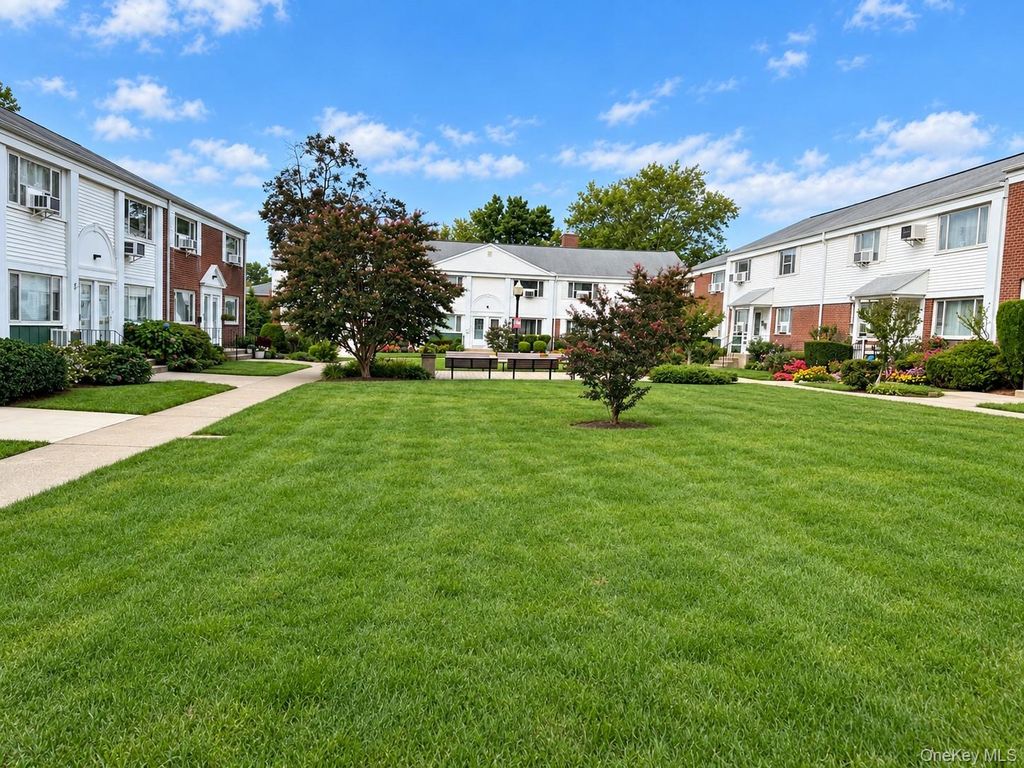 14-82 212 Street 122, Bayside, NY 11360 — photo 2