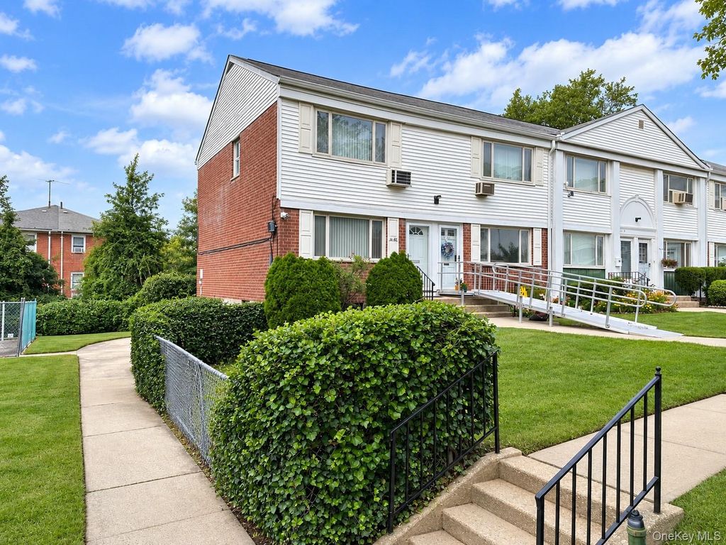 14-82 212 Street 122, Bayside, NY 11360 — photo 3