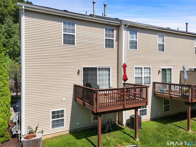 1001 Lexington Boulevard 1001, Bethel, CT 06801