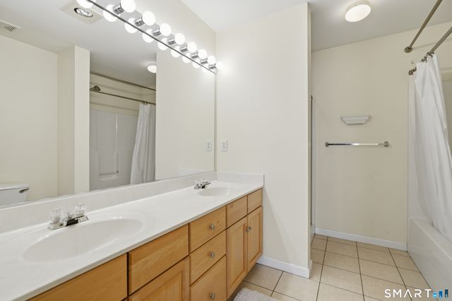 1001 Lexington Boulevard 1001, Bethel, CT 06801