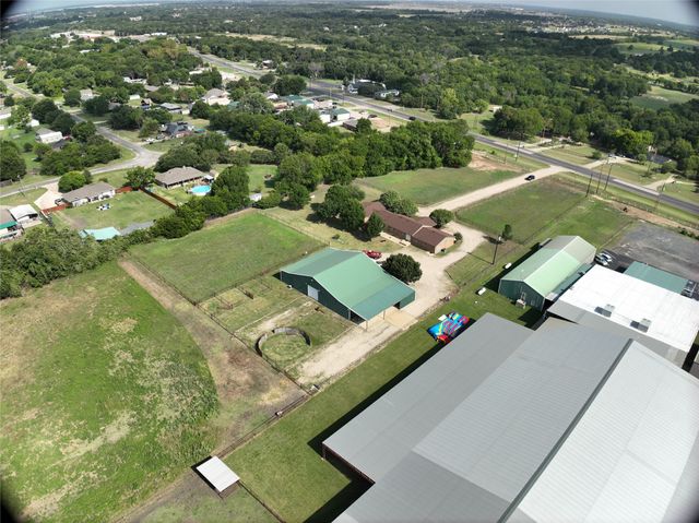 1003 Ovilla Road, Red Oak, TX 75125