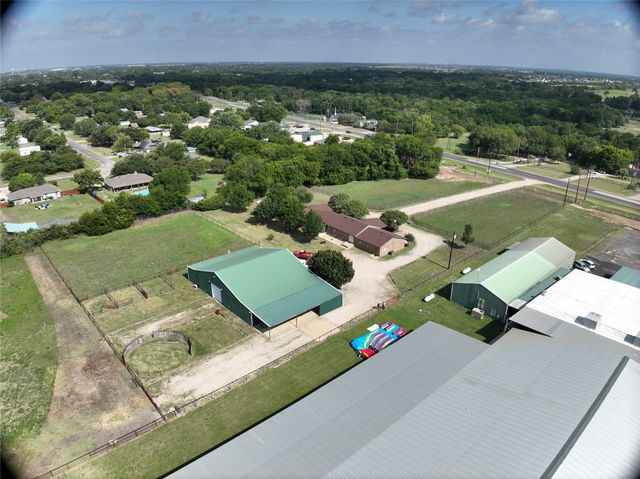 1003 Ovilla Road, Red Oak, TX 75125