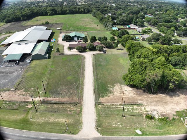 1003 Ovilla Road, Red Oak, TX 75125