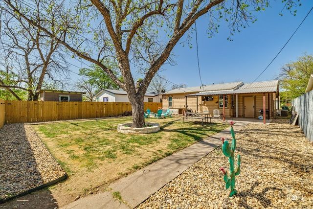 210 St Johns Street, San Angelo, TX 76905