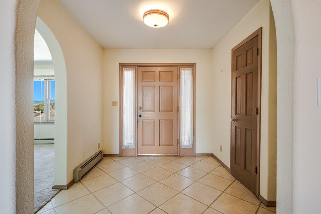 197 Sunrise Road, Santa Fe, NM 87507