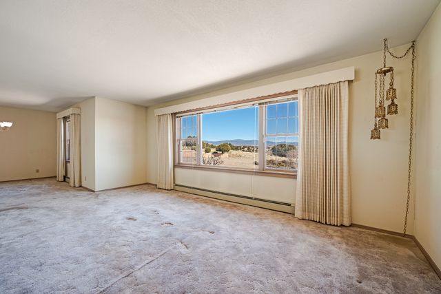 197 Sunrise Road, Santa Fe, NM 87507