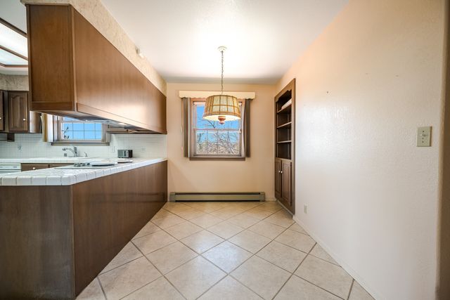 197 Sunrise Road, Santa Fe, NM 87507