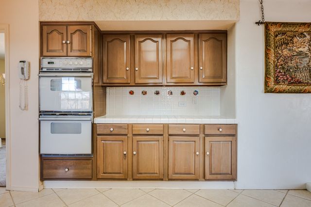 197 Sunrise Road, Santa Fe, NM 87507