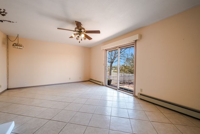 197 Sunrise Road, Santa Fe, NM 87507