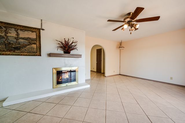 197 Sunrise Road, Santa Fe, NM 87507