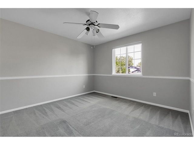 19615 E Caspian Cir, Aurora, CO 80013