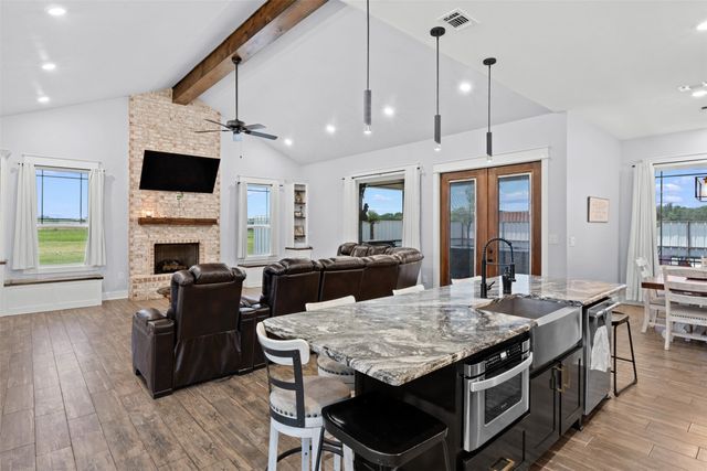 1218 VZ County Road 4133, Canton, TX 75103