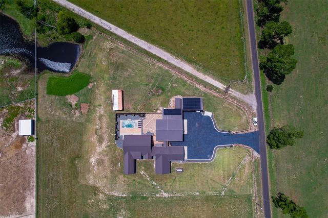 1218 VZ County Road 4133, Canton, TX 75103