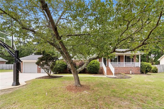 2520 Lull Water Drive, Fayetteville, NC 28306