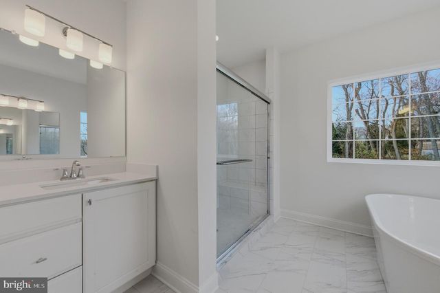 253 GROVE VIEW DR, Hockessin, DE 19707