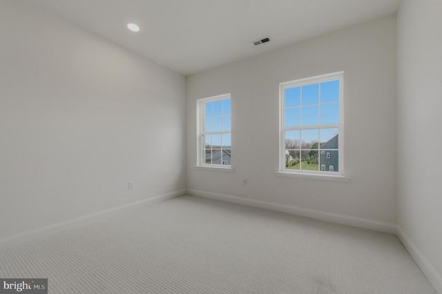 253 GROVE VIEW DR, Hockessin, DE 19707