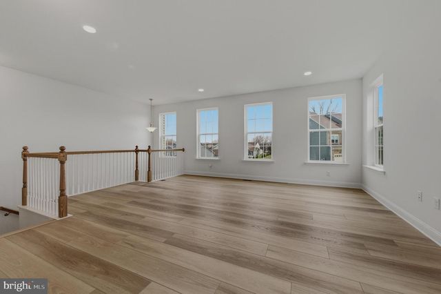 253 GROVE VIEW DR, Hockessin, DE 19707