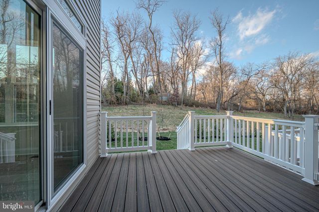 253 GROVE VIEW DR, Hockessin, DE 19707