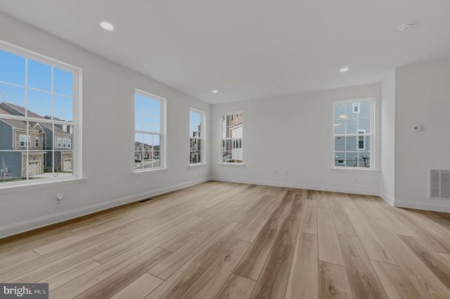 253 GROVE VIEW DR, Hockessin, DE 19707