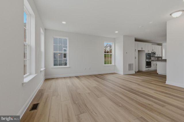 253 GROVE VIEW DR, Hockessin, DE 19707