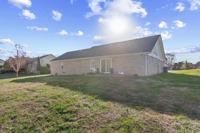 104 Meadowcrest Drive, Somerset, KY 42503