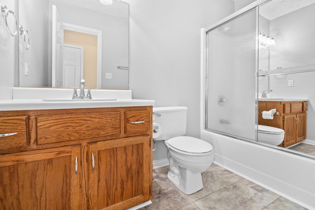 104 Meadowcrest Drive, Somerset, KY 42503