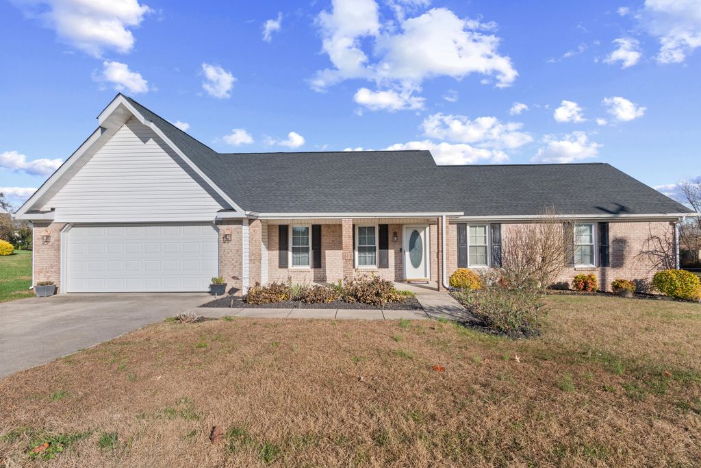 104 Meadowcrest Drive, Somerset, KY 42503