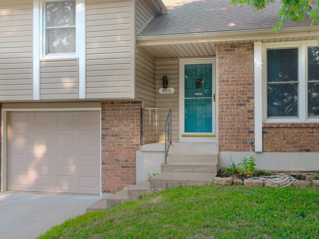 406 Meadow Lane, Raymore, MO 64083