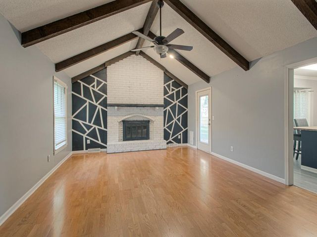 406 Meadow Lane, Raymore, MO 64083
