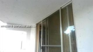 496 NW 165th St Rd D-314, Miami, FL 33169